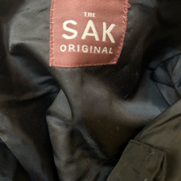 THE SAK -BLACK BAG  BODY:100%POLYPROPYLENE STRAP: 100% LEATHER LINING:100% NYLON - Picture 8 of 9